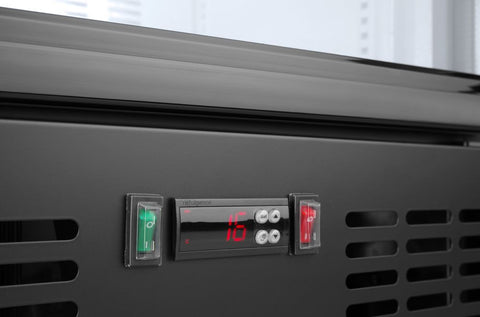 Kühlschrank hinten mit einer Tür