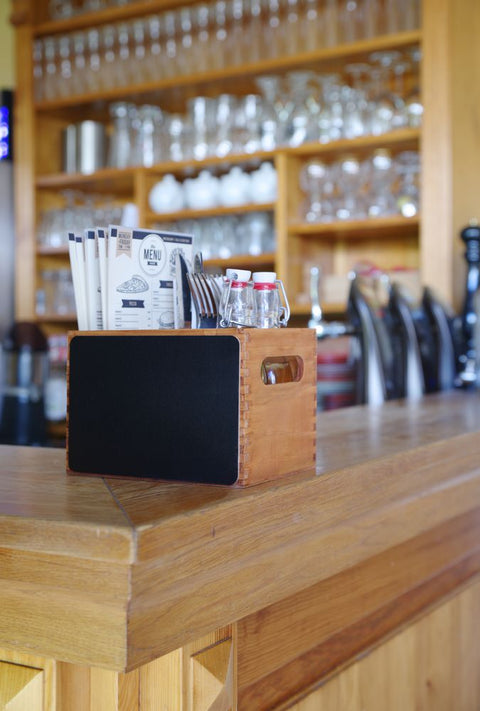 Menü- und Besteckbox