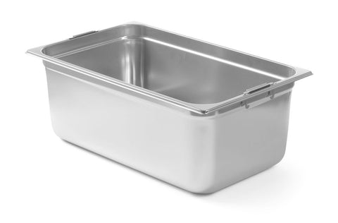 GN-Behälter mit einklappbaren Griffen